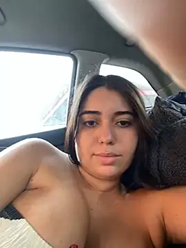 Snapshot of Tara__Sexy chatting on 02.02.25 Tara Sexy online show from 02.02.25