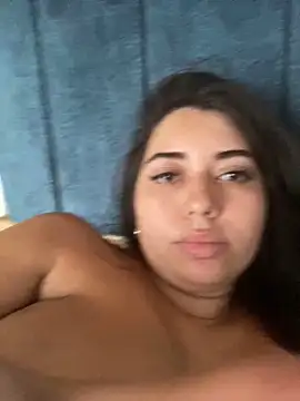 Snapshot of Tara__Sexy chatting on 03.05.25 Tara Sexy online show from 03.05.25