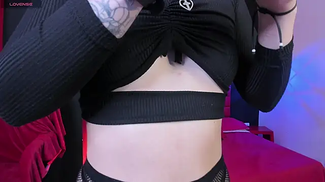 Megan wolf1  online show from 09.19.25