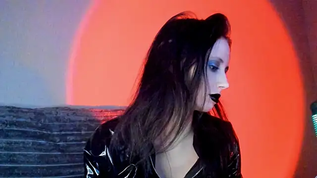 Snapshot of Inner_Light chatting on 12.20.25 Inner Light online show from 12.20.25