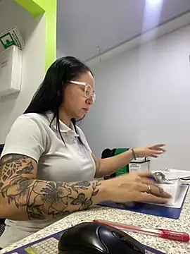 nurse desi sexlove online show from 02.14.25