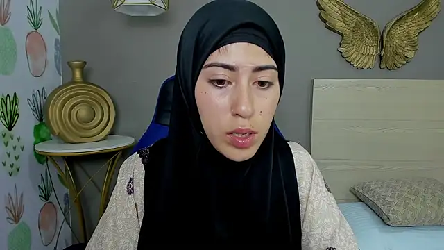 chaymae nah  online show from 01.15.25