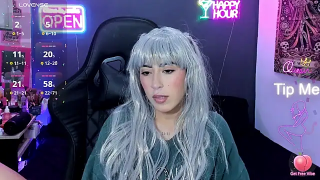 chaymae nah  online show from 04.12.26