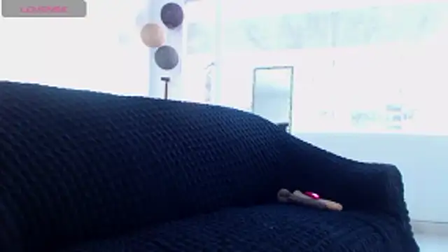 Snapshot of ameliefederline11 chatting on 02.21.26 ameliefederline11 online show from 02.21.26