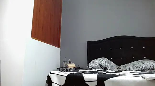 Emilia 1995 online show from 03.16.25