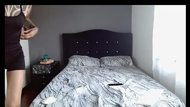 Emilia 1995 online show from 03.19.26