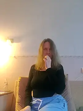 Evelina cute online show from 11.06.25