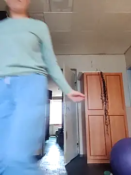 Evelina cute online show from 11.11.25