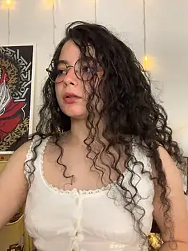 Antoniart  online show from 02.14.25