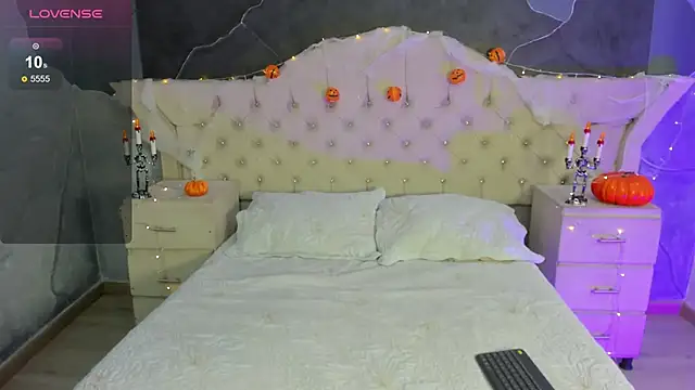 AmberGreyy  online show from 10.19.25