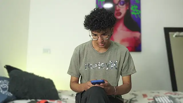 harrytwink18 online show from 12.13.24