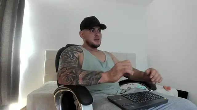 Teilor Creed online show from 09.25.25