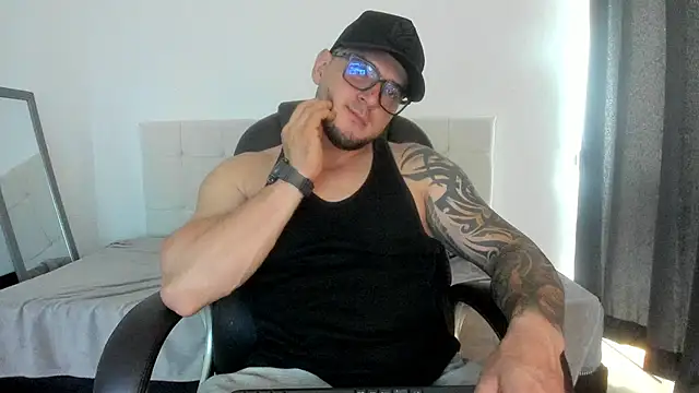 Teilor Creed online show from 10.13.25