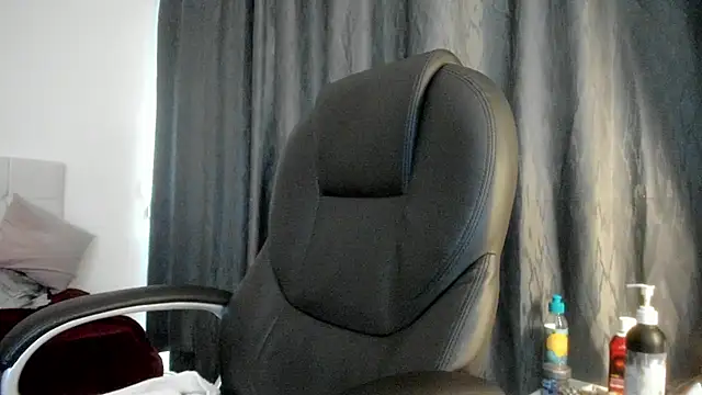 Teilor Creed online show from 10.30.25