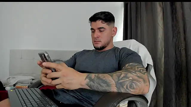 Teilor Creed online show from 11.20.25