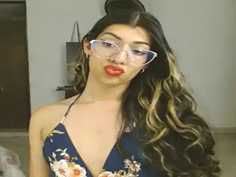 engielphoenis14 online show from 01.19.25