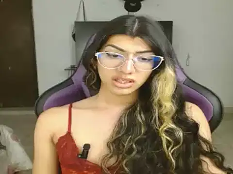 engielphoenis14 online show from 01.27.25