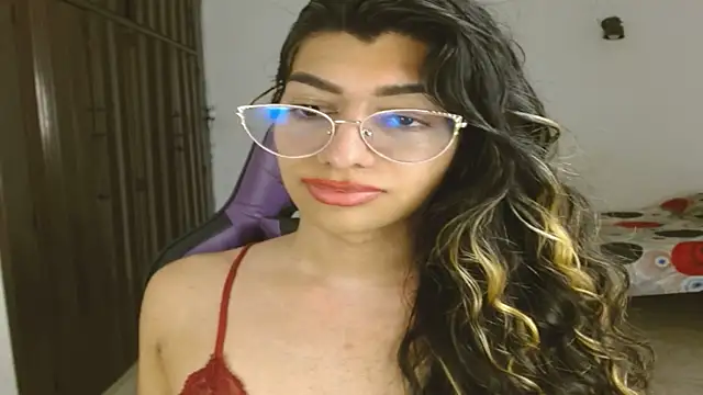 engielphoenis14 online show from 09.20.25