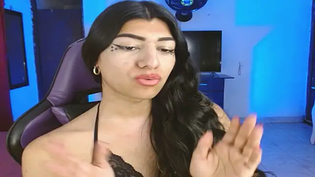 engielphoenis14 online show from 02.27.26