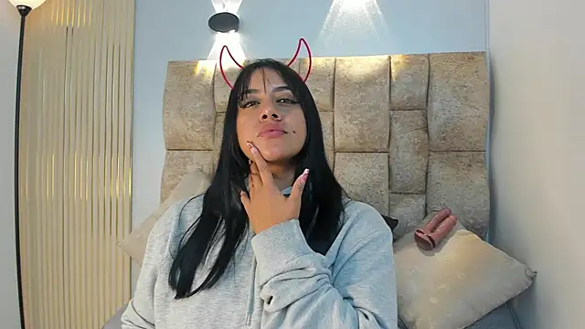 amatista  smith online show from 10.23.25