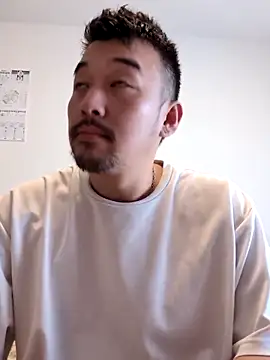 Snapshot of KOUHEY2023 chatting on 02.16.25 KOUHEY2023 online show from 02.16.25