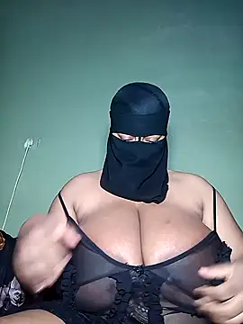 Snapshot of Loly_mor chatting on 01.23.25 Loly mor online show from 01.23.25