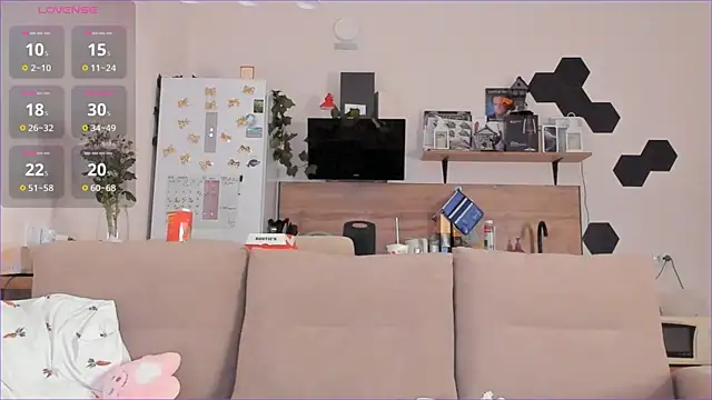 Girl alone home online show from 10.31.25