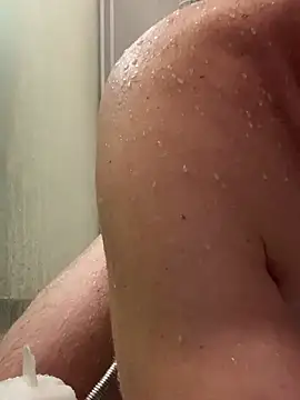 Snapshot of Bigtoyaddict chatting on 12.16.24 Bigtoyaddict online show from 12.16.24