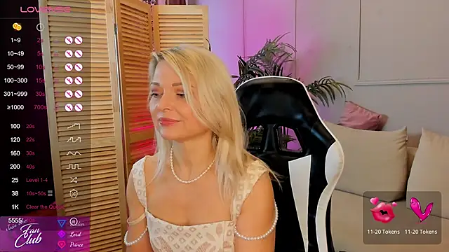 Gloria Lovely online show from 12.05.24