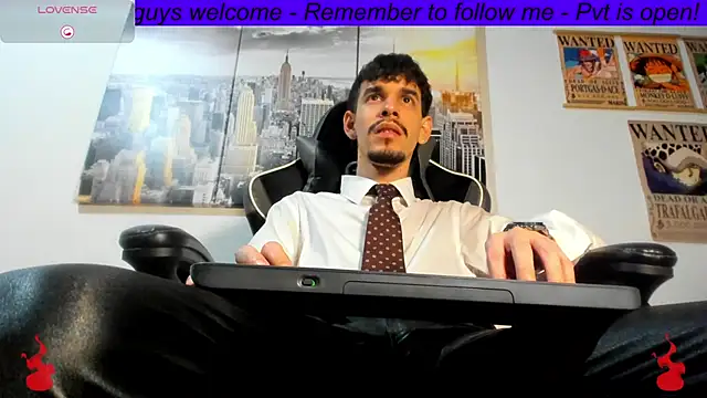 Snapshot of BRAYHAMBROWN chatting on 06.12.26 BRAYHAMBROWN online show from 06.12.26