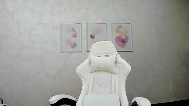 patriciakeys online show from 03.04.25