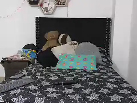 charlotte 077 online show from 02.10.25