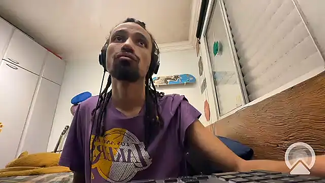 hotcamboy420 online show from 12.18.24