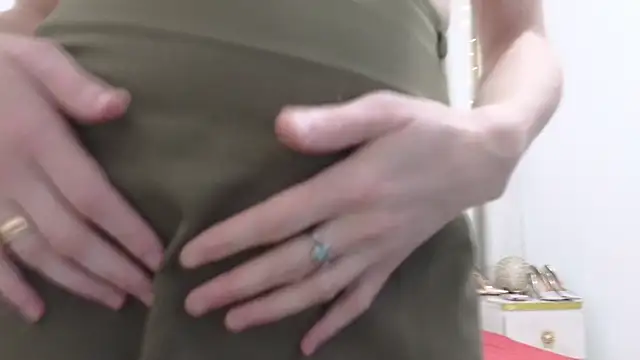 Snapshot of HairyLola chatting on 12.17.24 HairyLola online show from 12.17.24