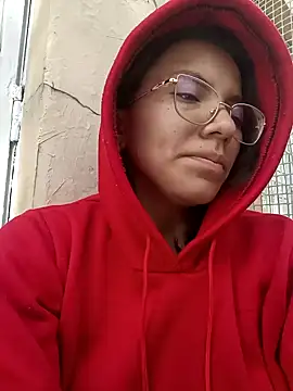 karlamorris  online show from 01.29.25