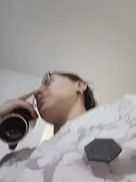 karlamorris  online show from 10.21.25