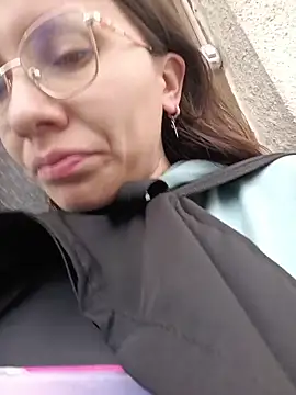 karlamorris  online show from 01.16.26