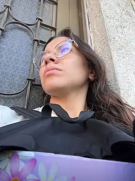 karlamorris  online show from 02.09.26