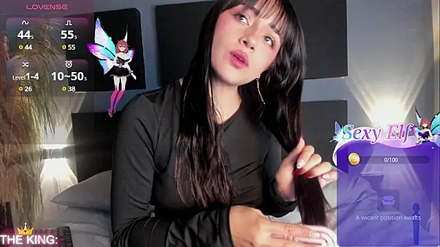 Snapshot of Sophy_SmileSweet chatting on 01.11.25 Sophy SmileSweet online show from 01.11.25