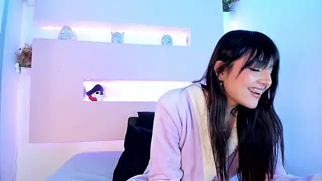 Snapshot of Sophy_SmileSweet chatting on 02.18.25 Sophy SmileSweet online show from 02.18.25