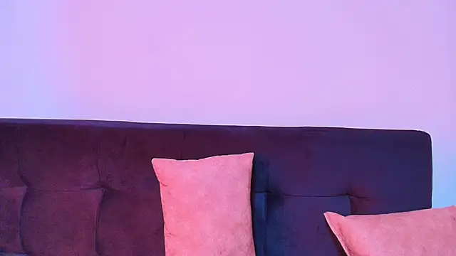 Snapshot of Sophy_SmileSweet chatting on 03.11.25 Sophy SmileSweet online show from 03.11.25