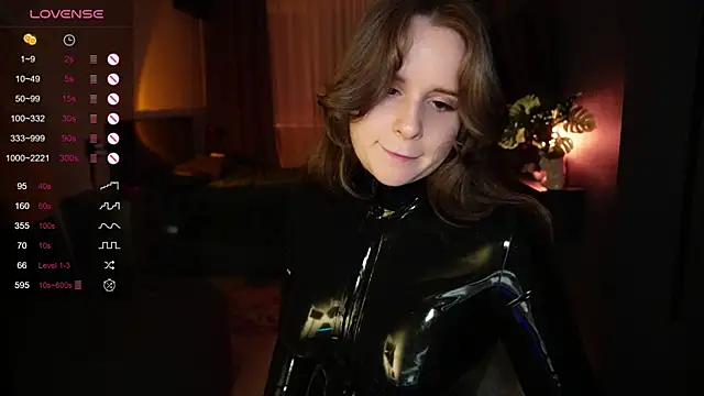 Snapshot of Jantrlatex chatting on 05.17.26 Jantrlatex online show from 05.17.26