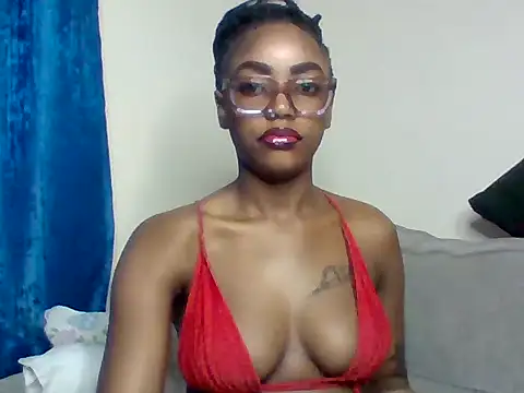 Snapshot of _crystal_princesss chatting on 06.10.26 crystal princesss online show from 06.10.26