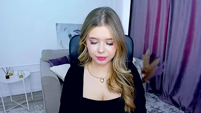 FollowLovee online show from 03.01.25