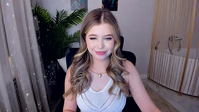 FollowLovee online show from 03.07.25