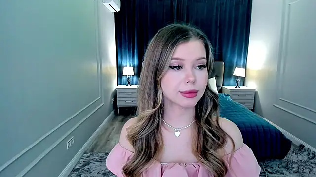 FollowLovee online show from 10.05.25