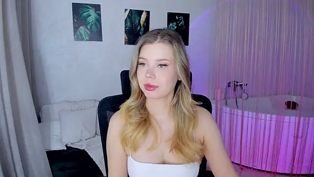 FollowLovee online show from 03.06.26