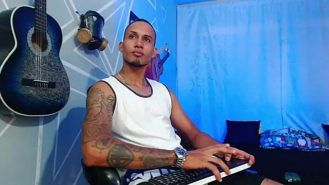 MagnusFrost online show from 02.11.25