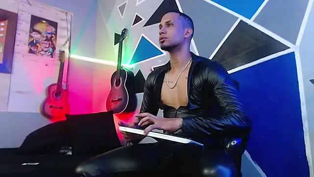 MagnusFrost online show from 10.15.25