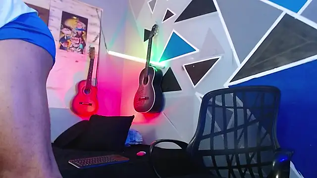 MagnusFrost online show from 10.25.25